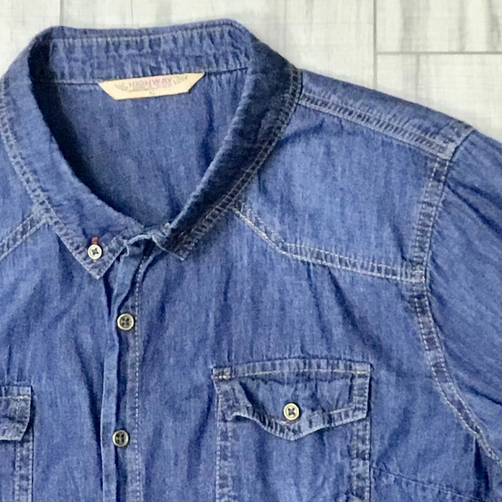 🐾 Highway (HWY) jeans button up top XL - Picture 3 of 8